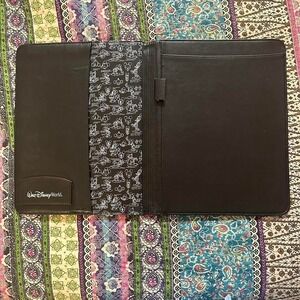 Disney Portfolio Black faux leather Make your business a little‎ magical.